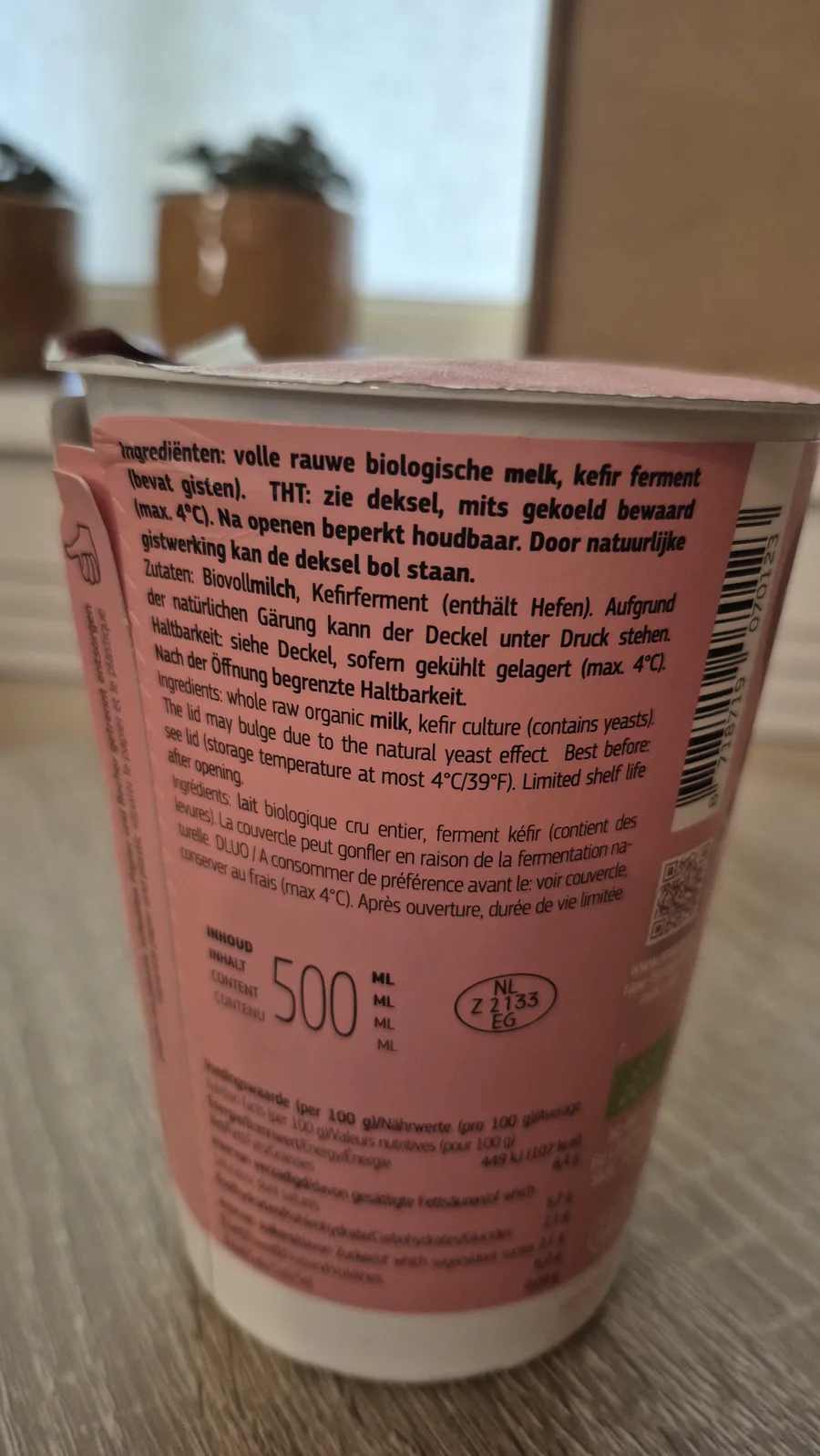 Ingrediënten van biologische kefir hangop
